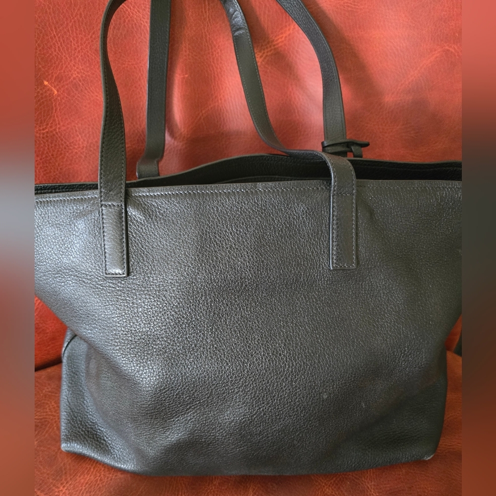 Prada Vitelo Daino Pocket Black Leather Shopping Tote Bag - Picture 3 of 8